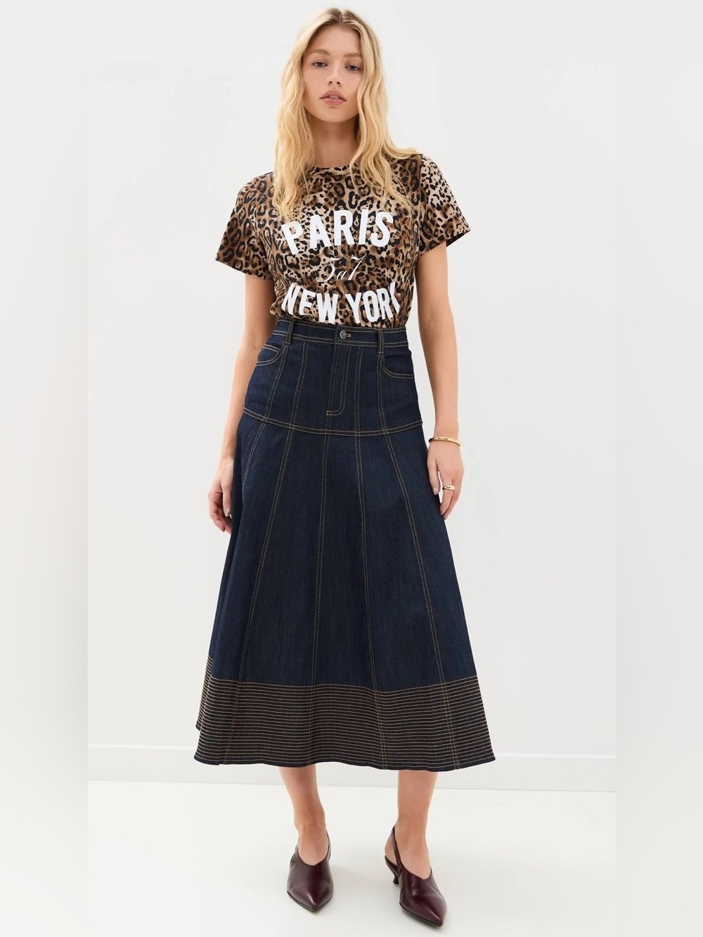 NWOT CINQ À SEPT Leopard Print Paris NY New York Tee Size XS